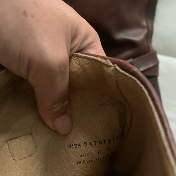 FRYE brown leather riding boots 9.5 B. Excellent condition. - Picture 4 of 7